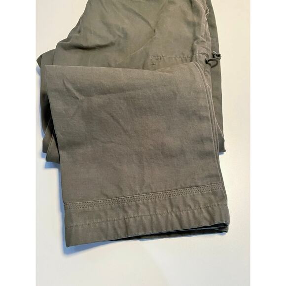 Duluth Trading Pants Size 40 x 30 Green Khaki Chino Cotton - Picture 8 of 13